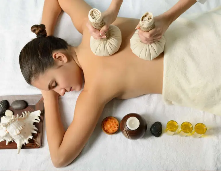 Hot Herbal Massage Therapy in Tambaram